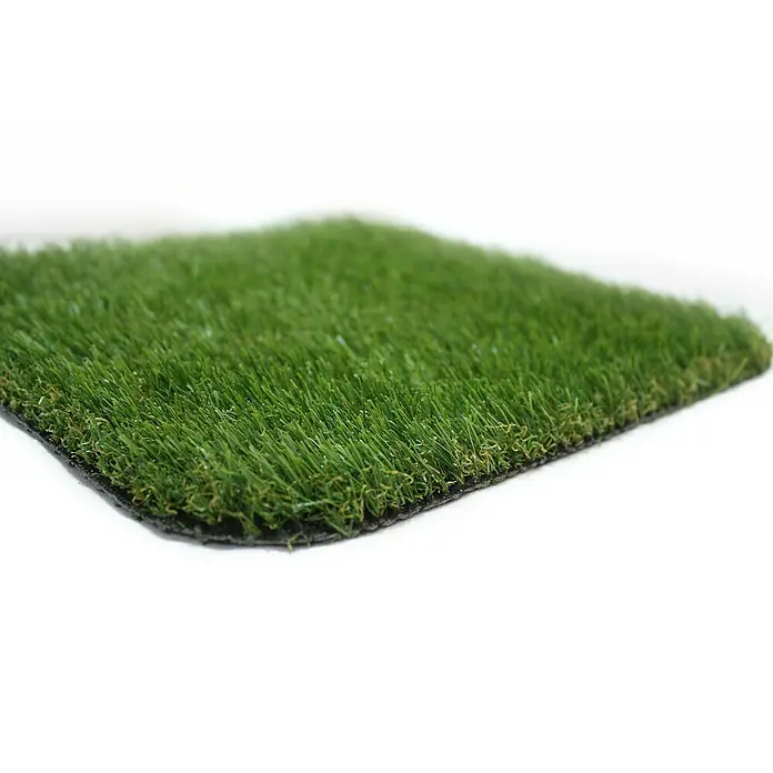 Césped artificial Malta - 5 x 2 m, Altura del pelo: 30 mm, 1.350 puntadas/m² - Primer plano de un trozo de césped artificial que muestra una superficie verde densa y una textura realista.