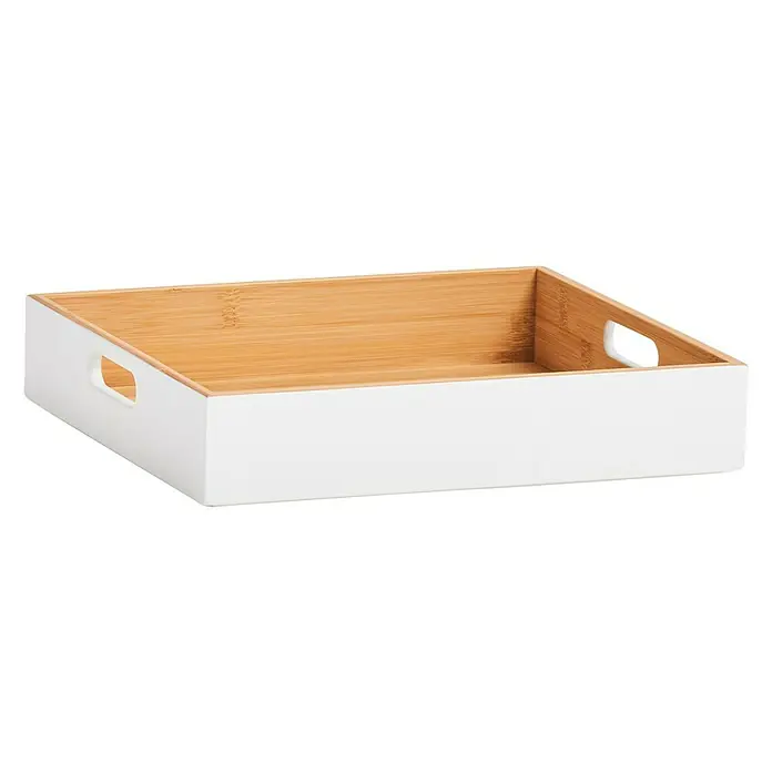 Zeller Present Holzkiste - L x B x H: 30 x 27 x 6 cm, Weiß, Holz - Dieses Bild zeigt ein rechteckiges Serviertablett mit Griffen, das in einem modernen Design mit weißen Außenseiten und einer Holzinnenseite gestaltet ist.
