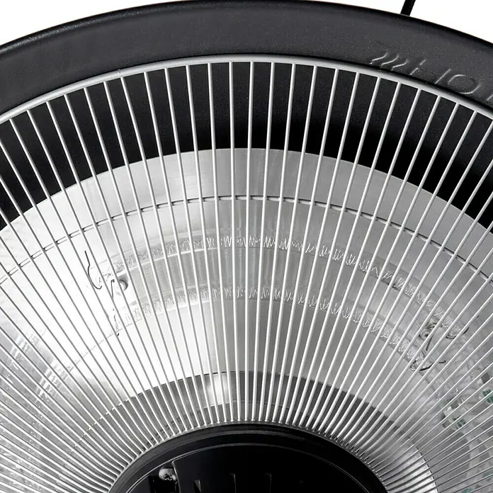 Halogen-Heizstrahler - Höhe: 205 cm, 2.100 W, Höhenverstellbar - Nahaufnahme einer Heizstrahlerfront mit Schutzgitter und Heizspiralen. Ideal für den Außenbereich und kalte Tage.