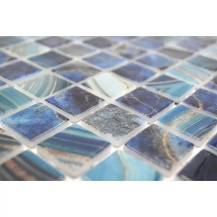 Mosaikfliese Quadrat Eco Royal VP56254PUR - 31,6 x 31,6 cm, Mix Royalblau, Glänzend - Detailaufnahme