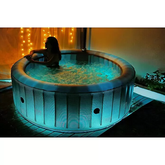 MSpa Mobil-Whirlpool StarryØ x H: 204 x 70 cm, Anthrazit, 930 l Use Shot