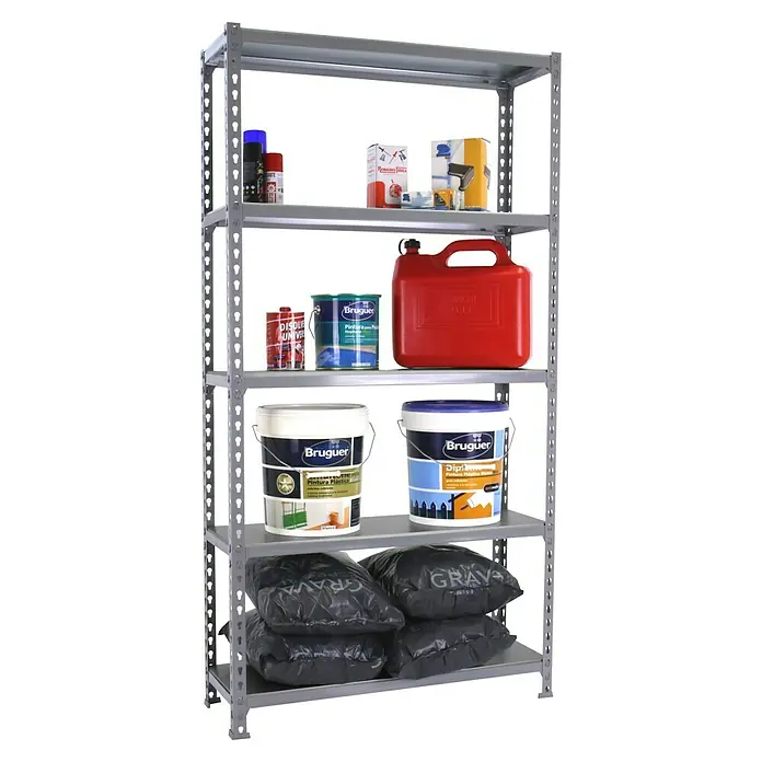 Simonrack Simonclick Metallregal Simonclick Super Plus - H x B x T: 200 x 110 x 40 cm, Traglast pro Boden: 200 kg, Anzahl Böden: 5 Stk., Stecken, Grau/Grau - Ein graues Metallregal mit fünf Ebenen, beladen mit Farbeimern, Sprays, einer Dose und Sandsäcken, vor einem schwarzen Hintergrund.