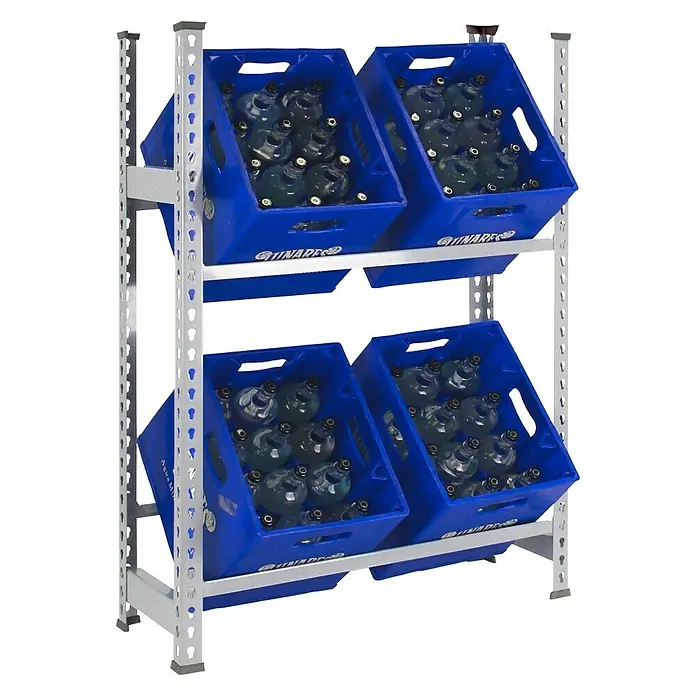Simonrack Simonbottle Getränkekistenregal Bottleclick - H x B x T: 100 x 80 x 30 cm, Traglast Einlegeboden: 100 kg, Anzahl Böden: 2 Stk., Stecken, Silber - Ein Regal mit vier blauen Kisten voller Wasserflaschen. Das Regal ist aus Metall und hat zwei Ebenen mit je zwei Kisten.