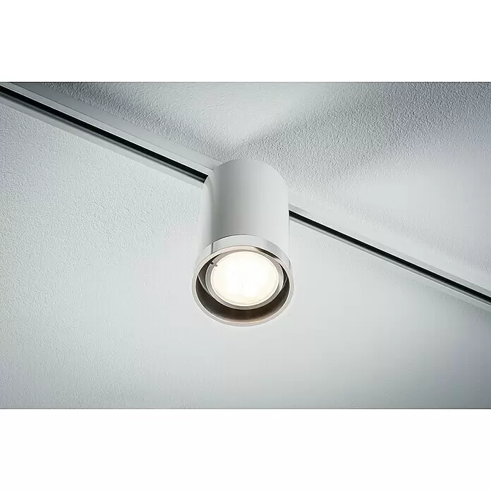 Paulmann URail LED-Spot Tube - Weiß, GU10, Ø x H: 6,5 x 12,8 cm - Weißer zylindrischer Stromschienenstrahler mit Chromring und leuchtender LED-Birne auf einer Schiene montiert.