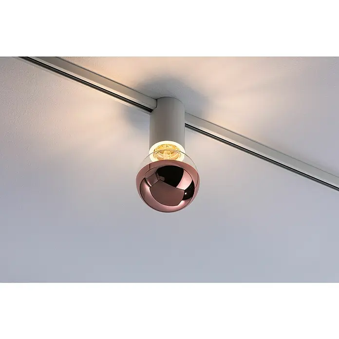 Paulmann URail Deckenleuchte Ceiling Socket - 20 W, Lampenfassung: E27, Weiß - Elegante Deckenleuchte mit einem roségoldenen Kugelschirm und warmem Licht, montiert an einer modernen Schiene.