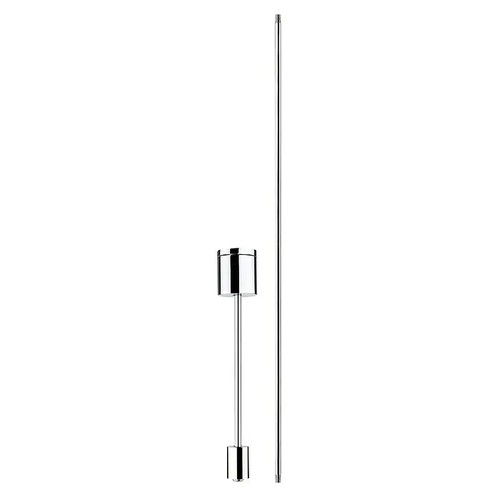 Paulmann URail Schienensystem - Chrom - Silberne Badarmaturen, bestehend aus einer Duschstange und einem Brausekopf, glänzen vor dunklem Hintergrund. Die Armaturen sind modern und minimalistisch.