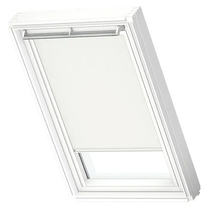 Velux Dachfensterrollo DKL S08 1025SWLFarbe: Weiß - 1025SWL, Farbe Schiene: Weiß, Manuell - Dachfenster mit Rollo. Das Rollo ist weiß und bedeckt einen Teil des Fensters, wodurch eine helle und saubere Ästhetik entsteht.