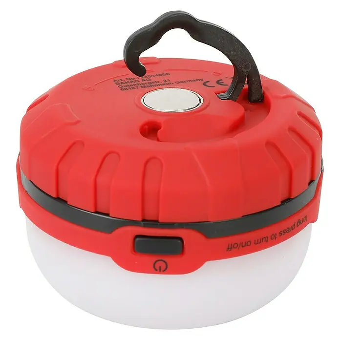 BAUHAUS Campinglampe Dot - 45 lm - Nahaufnahme einer roten BAHA AG Campinglampe mit schwarzem Griff und Bedienfeld.