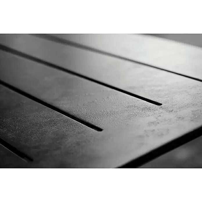 Keter Mesa de jardín Metalea - L x An x Al: 146,5 x 87 x 75 cm, Polipropileno, Marrón - Superficie de lamas gris oscuro texturizada con tablones paralelos y hendiduras estrechas.
