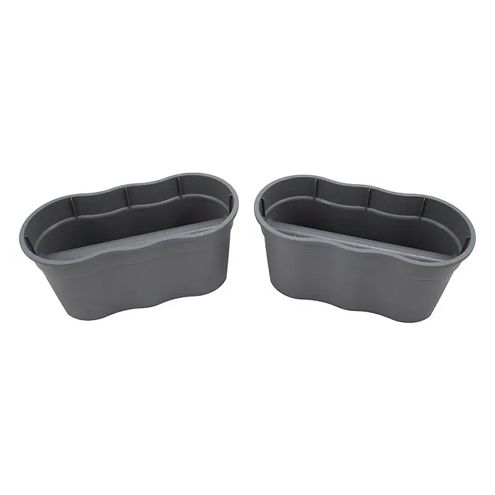 KHW Geländerkasten Flowerclip XL - Außenmaß (L x B x H): 57,5 x 27,7 x 27,5 cm, Kunststoff, Grau - Zwei graue Pflanzgefäße mit gewelltem Rand und Trennwand, ideal für kleine Pflanzen oder Kräuter, auf schwarzem Hintergrund.
