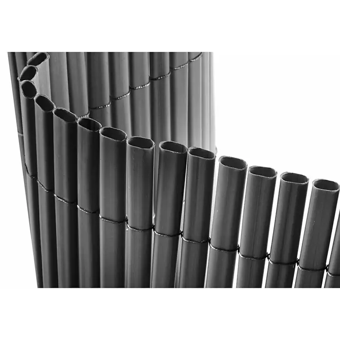 Gardol Comfort Sichtschutzmatte - Anthrazit, 300 x 180 cm - Nahaufnahme eines flexiblen, grauen Sichtschutzzauns, der durch Metalldrähte zusammengehalten wird. Ideal für Garten oder Terrasse.