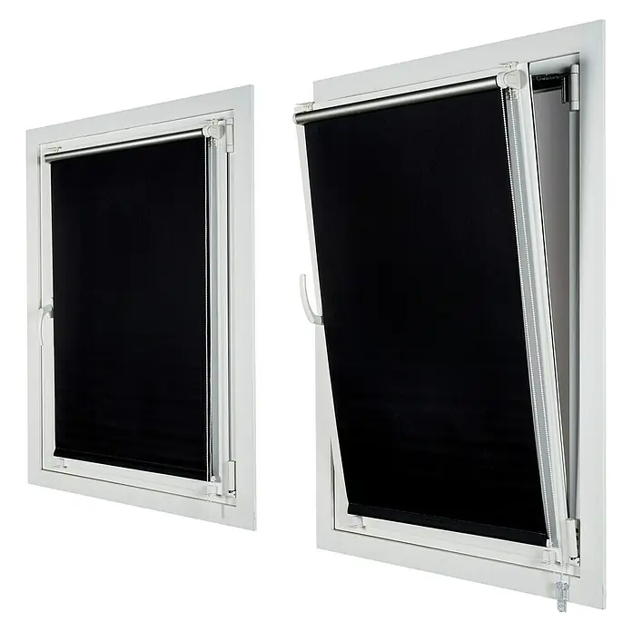 Estor enrollable opaco Clip&Fix Blackout Reflect - An x Al: 150 x 180 cm, Negro - Dos ventanas blancas con persianas enrollables negras, una cerrada y otra inclinada, que ofrecen opacidad y flexibilidad.