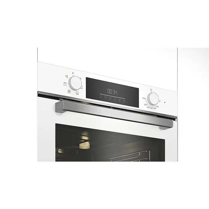 Beko Horno empotrado BBIE18300W - Volumen horno: 72 l, Número de tipos de calentamiento: 6 ud. - Primer plano de un horno blanco moderno con controles digitales y asa de acero inoxidable. La pantalla muestra la hora.