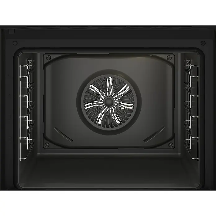 Beko Set de horno y zona de cocción BBIE12300XD - Volumen horno: 72 l, Inox/Negro - Vista interior de un horno negro con ventilador y soportes laterales para rejillas.