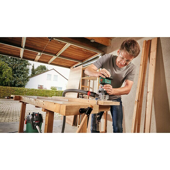 Bosch 18 V Power for All Akku-Kantenfräser AdvancedTrimRouter 18V-818 V, Ohne Akku, Leerlaufdrehzahl: 10.000 U/min - 30.000 U/min Use Shot