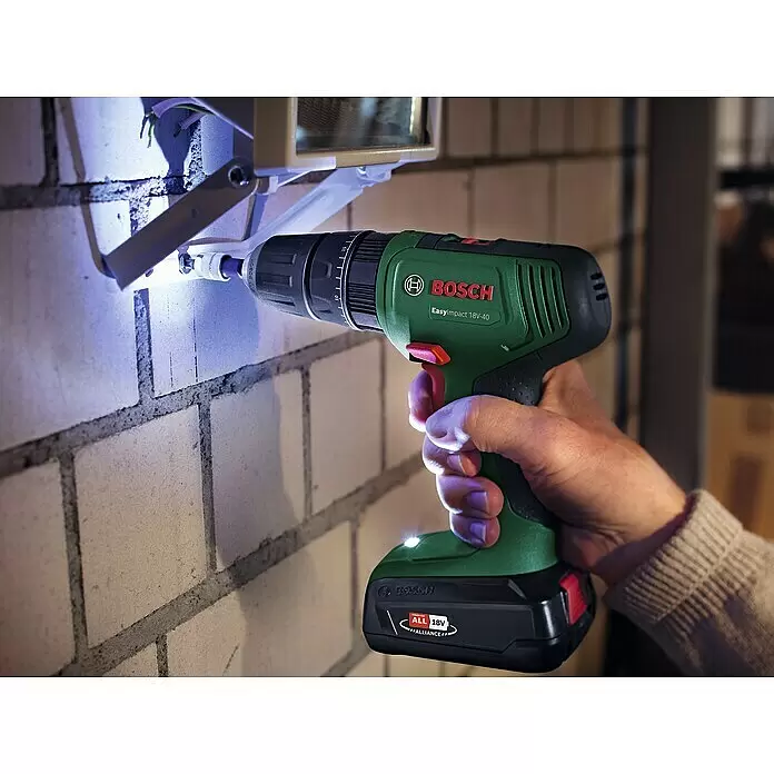 Bosch Power for All 18V Akku-Schlagbohrschrauber EasyImpact 18V-40 - 18 V, 2 Akkus, 2 Ah, 40 Nm - Anwendungsbeispiel