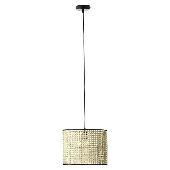 Brilliant Wiley Pendelleuchte - 60 W, Schwarz, E27 - Eine moderne Pendelleuchte mit einem schwarzen Aufhängungssystem und einem Lampenschirm aus hellem Rattan.