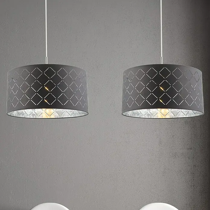 Globo Kidal Pendelleuchte - Grau, Durchmesser: 40 cm, Anzahl Leuchtmittel: 1 Stk. - Zwei moderne Hängeleuchten mit grauem Lampenschirm und silbernem Innenfutter, die ein elegantes Lichtdesign erzeugen.