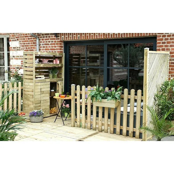 Cerland Celosía para exterior Clematite - 90 x 180 m, Madera, Natural - Foto de una terraza que exhibe varios productos de jardín, incluyendo un armario de madera, una valla y plantas.