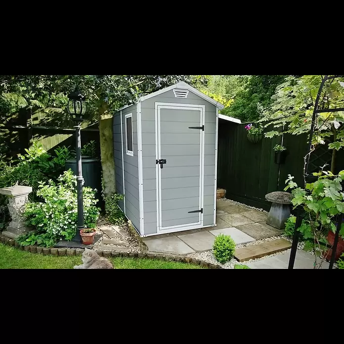 Keter Gerätehaus Manor 4x6 - Außenmaß inkl. Dachüberstand (B x T): 130 x 192 cm, Kunststoff, Anthrazit/Weiß - Keter Manor 4x6 Outdoor Garden Storage Shed - DE