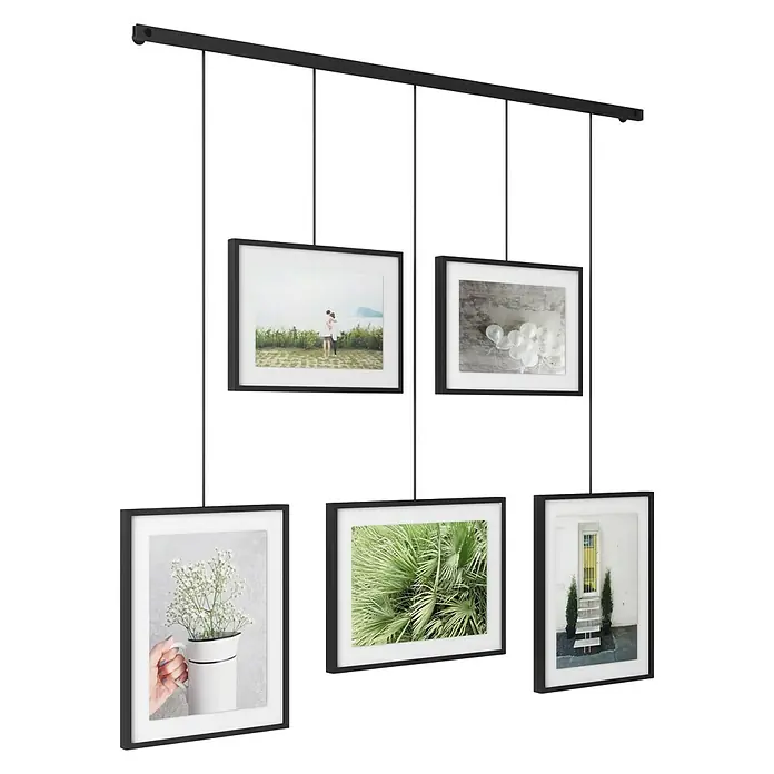 Umbra Bilderrahmen-Set Exhibit - 2 x 10x15 cm, 3 x 13x18 cm, Schwarz, Metall - Elegantes hängendes Fotorahmen-Set mit fünf Rahmen, perfekt für die stilvolle Präsentation Ihrer Lieblingsbilder im Wohnraum.