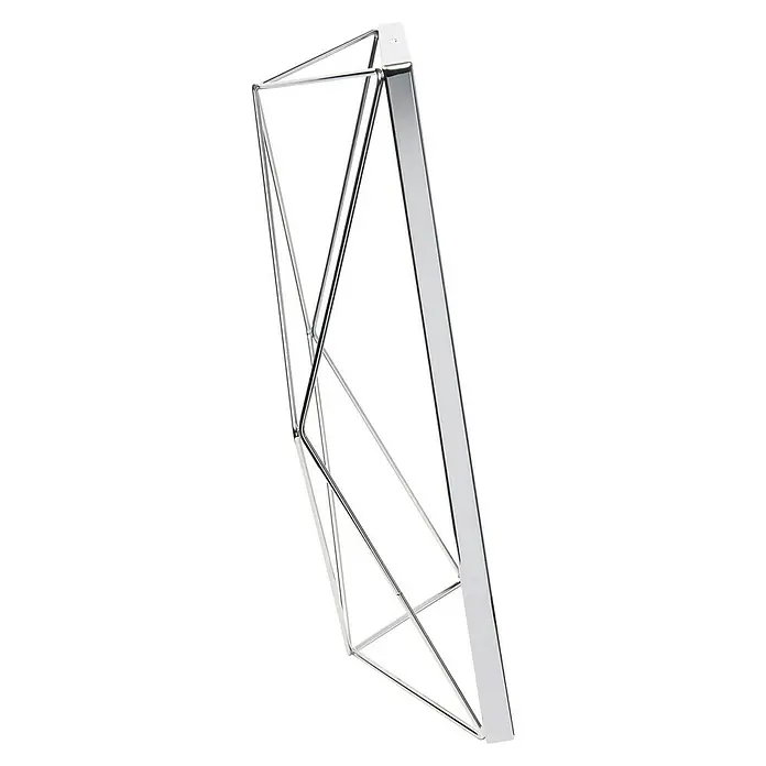 Umbra Bilderrahmen Prisma - 20 x 25 cm, Chrom, Glas - Silberner Zeitungsständer mit geometrischem Design. Der glänzende Ständer ist eine moderne Ergänzung für jedes Interieur und bietet stilvolle Aufbewahrung.