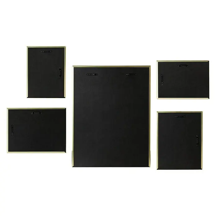 Umbra Bilderrahmen-Set Matinee - 5 -tlg., Gold, Glas - Rückseite eines Sets von fünf Bilderrahmen mit goldenen Akzenten auf schwarzem Hintergrund für die Wanddekoration.