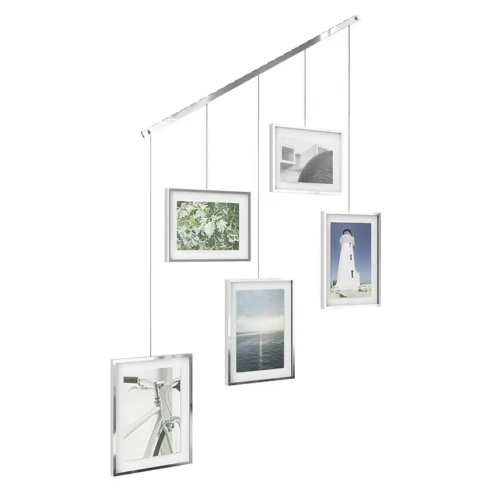 Umbra Bilderrahmen-Set Exhibit - Anzahl Fotoplatzhalter: 5 Stk., Chrom, Metall - Der hängende Fotorahmen bietet Platz für fünf Fotos und sorgt für eine stilvolle und persönliche Note im Raum.