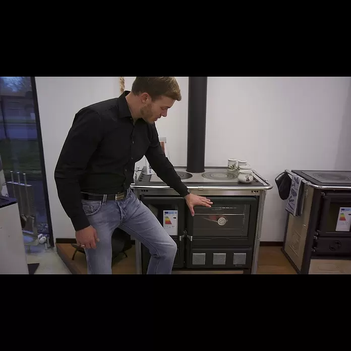 La Nordica Küchenherd Rosetta - 8,8 kW, Raumheizvermögen: 206 m³, Mit Holzfach, Schwarz/Bordeaux - La Nordica Kaminoefen, Kuechenherde & Gussoefen