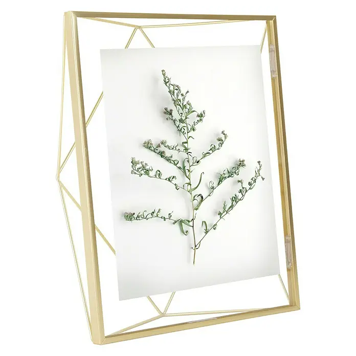 Umbra Bilderrahmen Prisma - 20 x 25 cm, Messing, Glas - Diagonale Ansicht