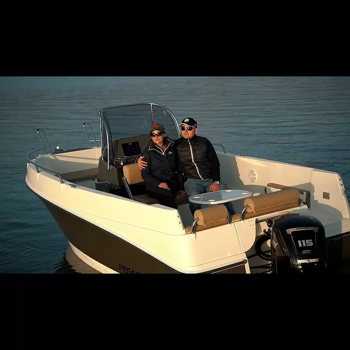 PEGAZUS GFK-Boot 605 CC Base - Ohne Motor, Geeignet für: 8 Personen, CE-Klasse C - Pegazus 605