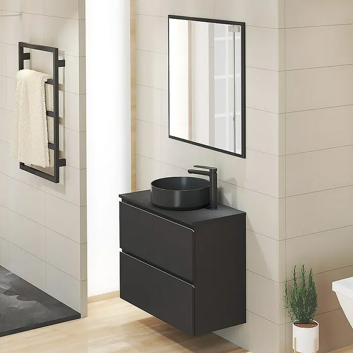 Artysan Mueble bajo de lavabo Cíes - L x An x Al: 38,6 x 80 x 64 cm, Negro - Lavabo de baño moderno con mueble negro, lavabo redondo sobre encimera y espejo. Incluye un toallero térmico en la pared.