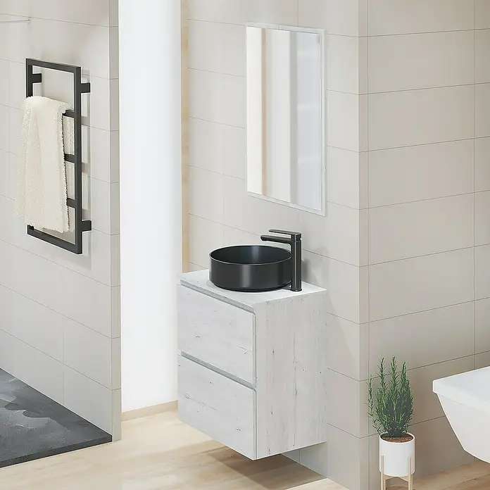 Artysan Encimera para lavabo Cíes - 39,1 x 61 x 1,6 cm, Silver - Elegante interior de baño con un tocador moderno con lavabo sobre encimera negro y toallero.