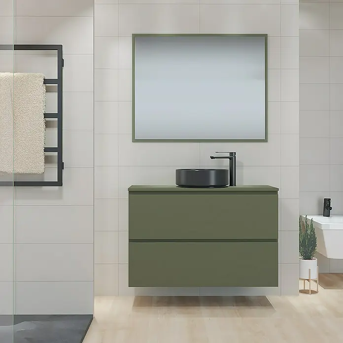 Artysan Mueble bajo de lavabo Cíes - L x An x Al: 38,6 x 100 x 64 cm, Musgo - Interior de baño moderno con mueble de lavabo verde, lavabo sobre encimera negro y espejo cuadrado.