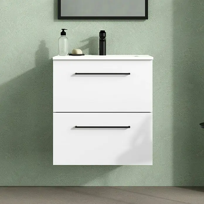 Artysan Mueble bajo de lavabo Arosa - L x An x Al: 44,6 x 60 x 64 cm, Blanco - Mueble de baño con dos cajones en blanco, con tirador y grifería negra sobre una pared verde.
