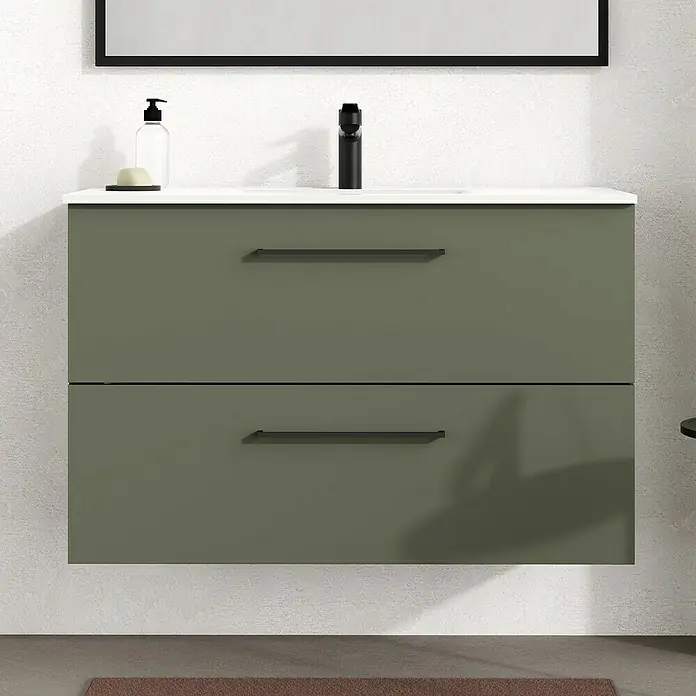 Artysan Mueble bajo de lavabo Arosa - L x An x Al: 44,6 x 100 x 64 cm, Musgo - Primer plano de un moderno mueble de baño verde oliva con dos cajones, tiradores negros y accesorios.