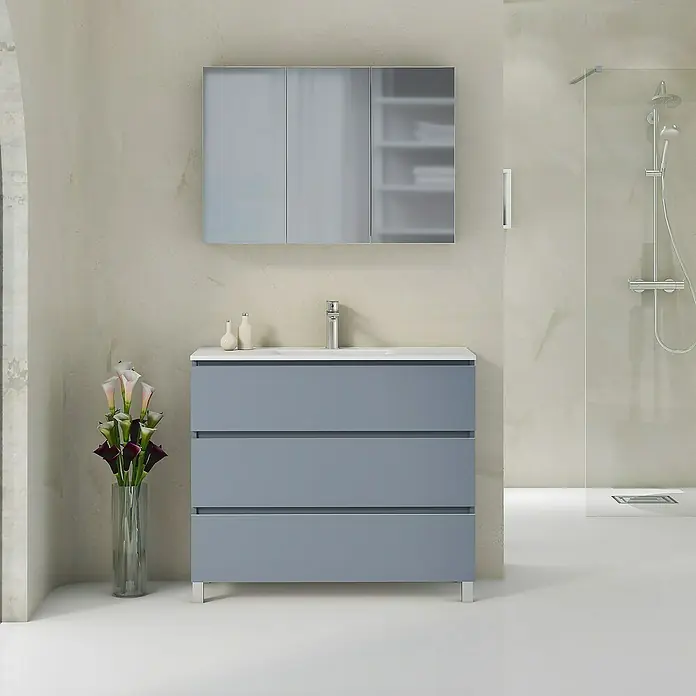 Artysan Mueble bajo de lavabo Ons - L x An x Al: 38,6 x 100 x 83,3 cm, Azul - Un moderno lavabo de baño con tres cajones y un armario con espejo a juego encima.