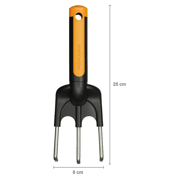 Fiskars Premium Kleinrechen - Länge: 25 cm, Stahl - Gartenkralle von Fiskars, 25 cm hoch und 8 cm breit, mit orangefarbenem Griff und drei Zinken aus Metall.
