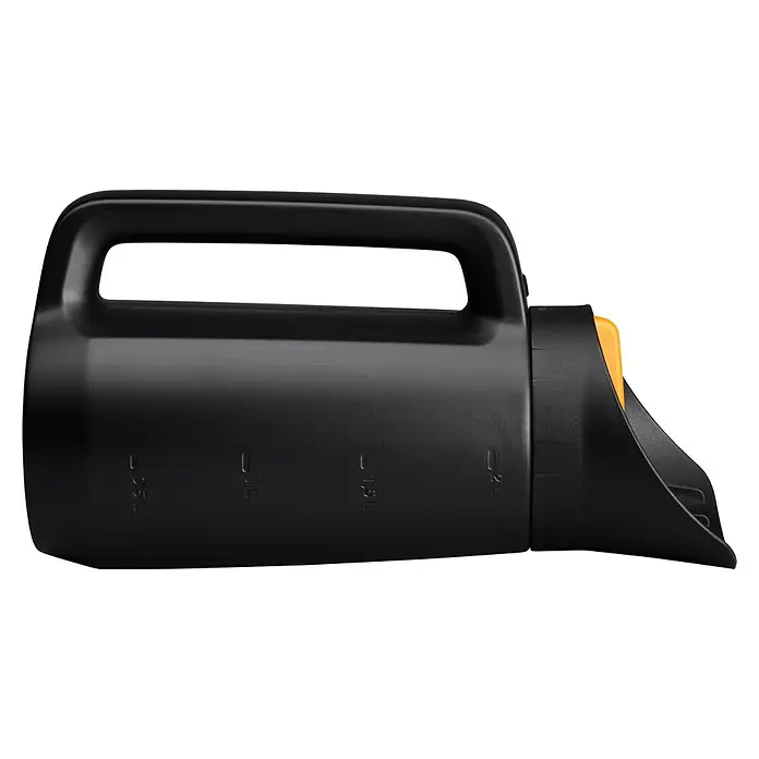 Fiskars Solid Handstreuer - 2 l - Schwarzer Fiskars Gießbehälter mit gelbem Detail und praktischem Griff zur einfachen Verwendung im Garten. Ideal zum Bewässern von Pflanzen.
