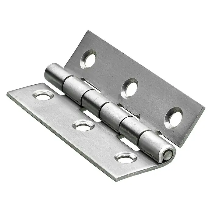 Hettich Scharniere Einzel - L x B x S: 60 x 35 x 1 mm, Edelstahl - Nahaufnahme eines silberfarbenen Türscharniers, das für reibungslose Drehbewegungen an Türen oder Möbeln verwendet wird.