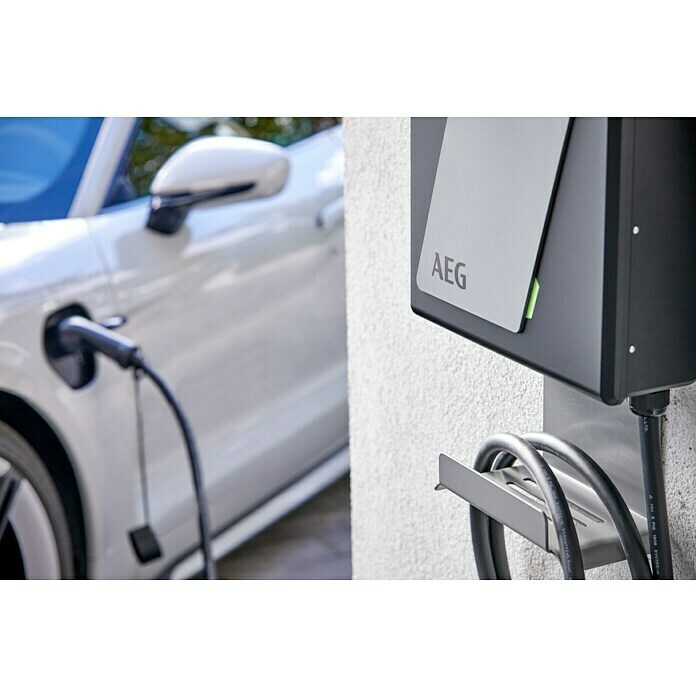 AEG E-Auto Ladestation Wallbox WB 11 FILadeleistung: 11 kW Use Shot