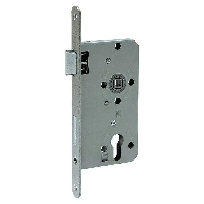 Abus Einsteckschloss Wohnungsabschlusstür 20 SB - Links, Profilzylinder, 155 x 85 x 14 mm, Stulpfarbe: Gold - Nahaufnahme eines silbernen Einsteckschlosses, das die Details und die Mechanik für die Sicherheit von Türen hervorhebt.