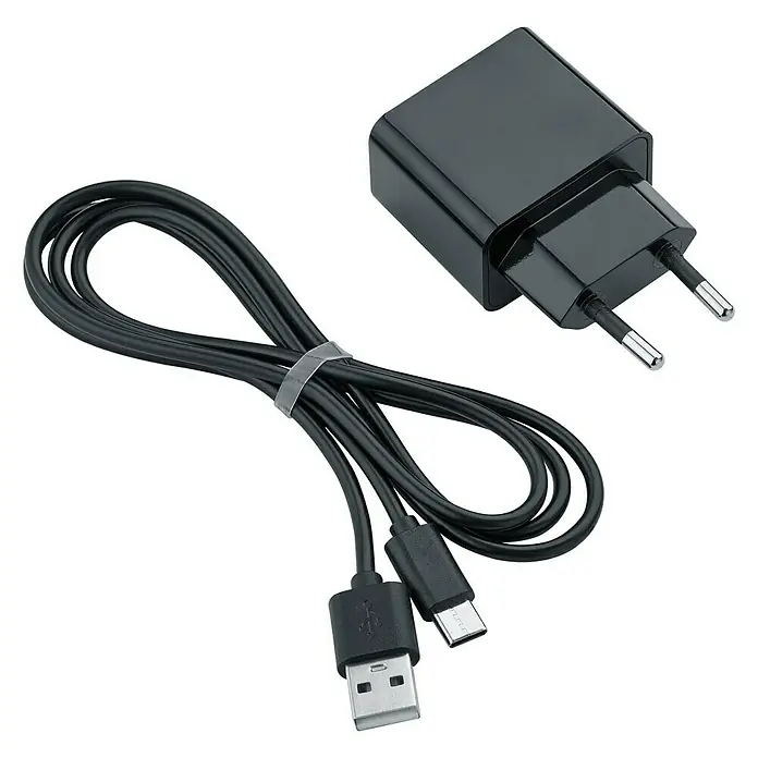 Trio Lighting Lámpara de sobremesa Maxi 3 en 1 - 2 W, Negro, 200 lm - Foto de producto de un cargador USB negro con cable. Ideal para cargar dispositivos electrónicos.
