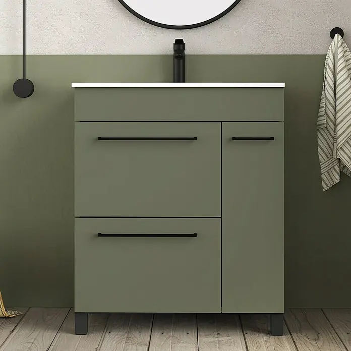 Artysan Mueble bajo de lavabo Tabarca - L x An x Al: 44,6 x 70 x 83,3 cm, Musgo - Mueble de baño verde oliva con encimera blanca y tiradores negros, mostrando un diseño moderno.