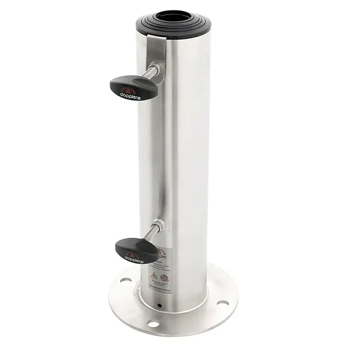 Doppler Standrohr - Passend für: rollbare Doppler Granitplatte (140 kg), Für Rohrdurchmesser: 3,2 cm - 7 cm - Eine Nahaufnahme eines silbernen Doppler-Sonnenschirmständers mit schwarzen Feststellschrauben und einer schwarzen oberen Einfassung.
