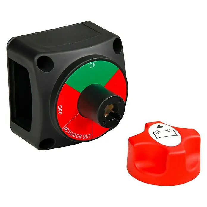 Interruptor de batería Corte - L x An x Al: 7,5 x 7 x 7 cm - Un interruptor aislador de batería rojo con una perilla extraíble, junto a un interruptor aislador de batería negro.