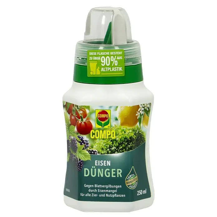 Compo Universaldünger Eisen - 250 ml - Eine Flasche COMPO Eisendünger mit dem Hinweis, dass sie zu über 90% aus Altplastik besteht.