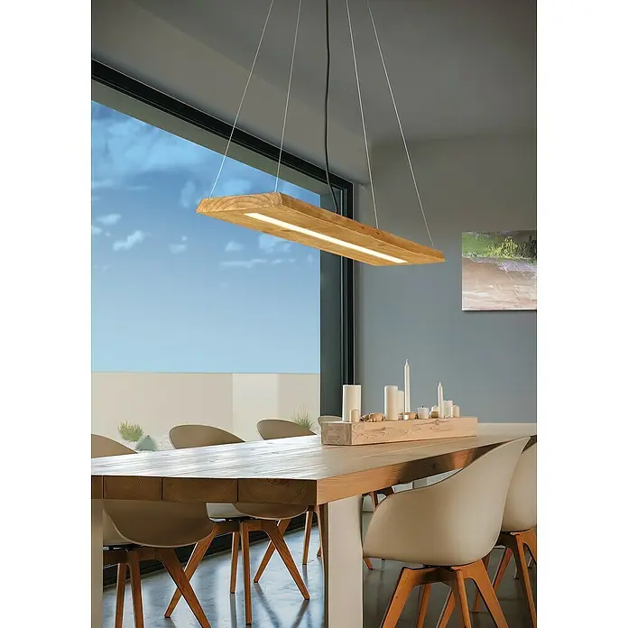 Trio Leuchten Brad LED-Pendelleuchte - 27 W, L x B x H: 20 x 100 x 150 cm, Holz, Warmweiß - Moderne Holz-Hängeleuchte über Esstisch. Die Lampe ist aus hellem Holz gefertigt und hängt an feinen Drähten.