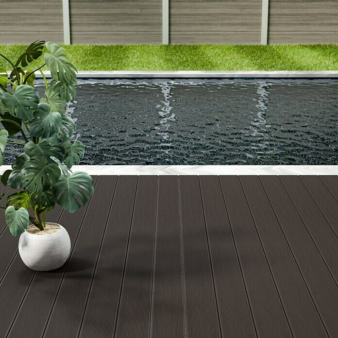 WPC-Terrassendiele Terra315 x 12,75 x 2,8 cm, Braun Mood Shot