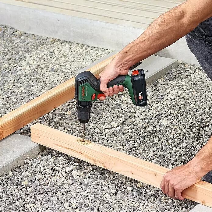 Bosch Power for All 18V Akku-Schlagbohrschrauber UniversalImpact 18V-60 - 18 V, 2 Akkus, 2 Ah - 4 Ah, 60 Nm - Anwendungsbeispiel